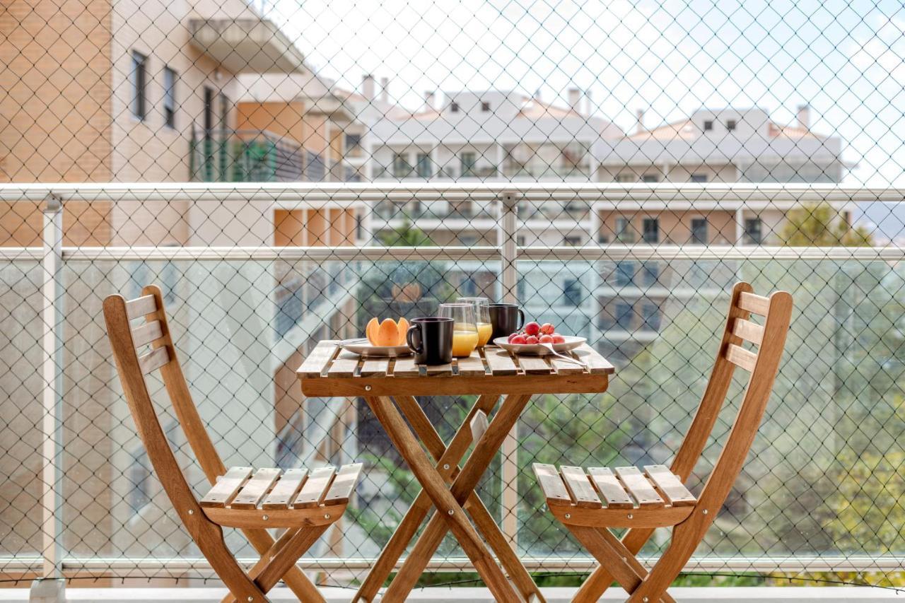 Modern 2 Bedroom 20 Min From Center Apartment Amadora