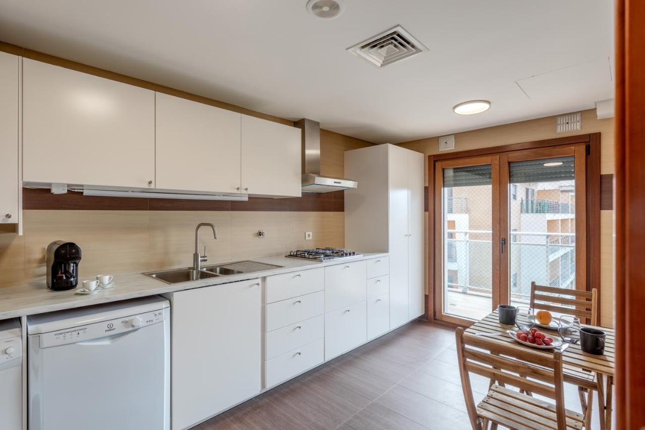 Apartament Modern 2 Bedroom 20 Min From Center *
